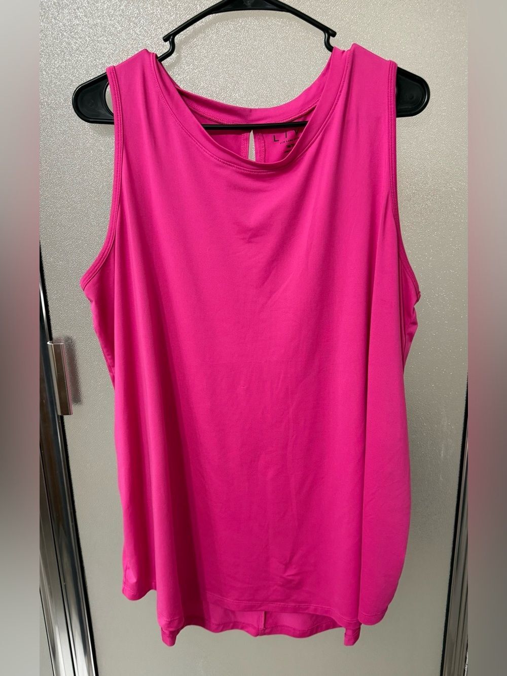 LIVI soft Hot Pink Tank 18/20